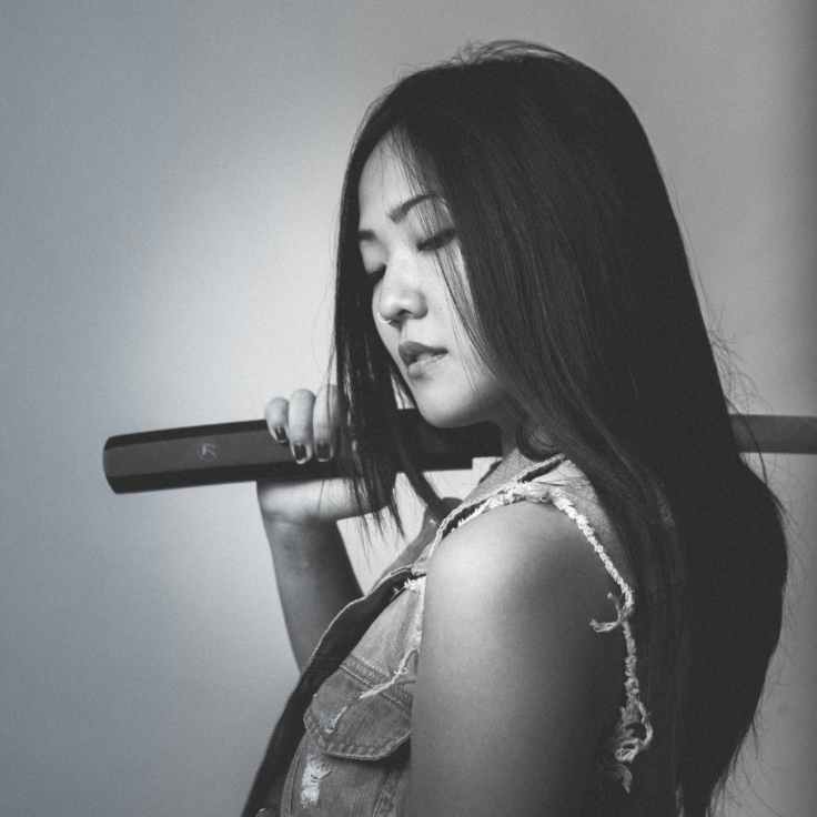 women s black sleeveless dress